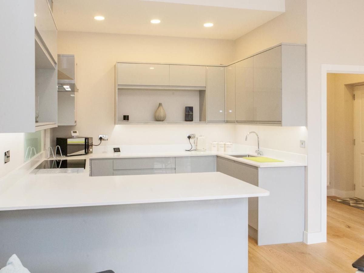 Pass The Keys - Spacious Flat With Private Sun Terrace In South East London Exterior photo
