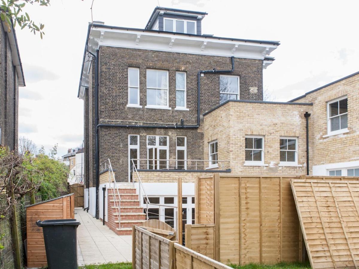 Pass The Keys - Spacious Flat With Private Sun Terrace In South East London Exterior photo