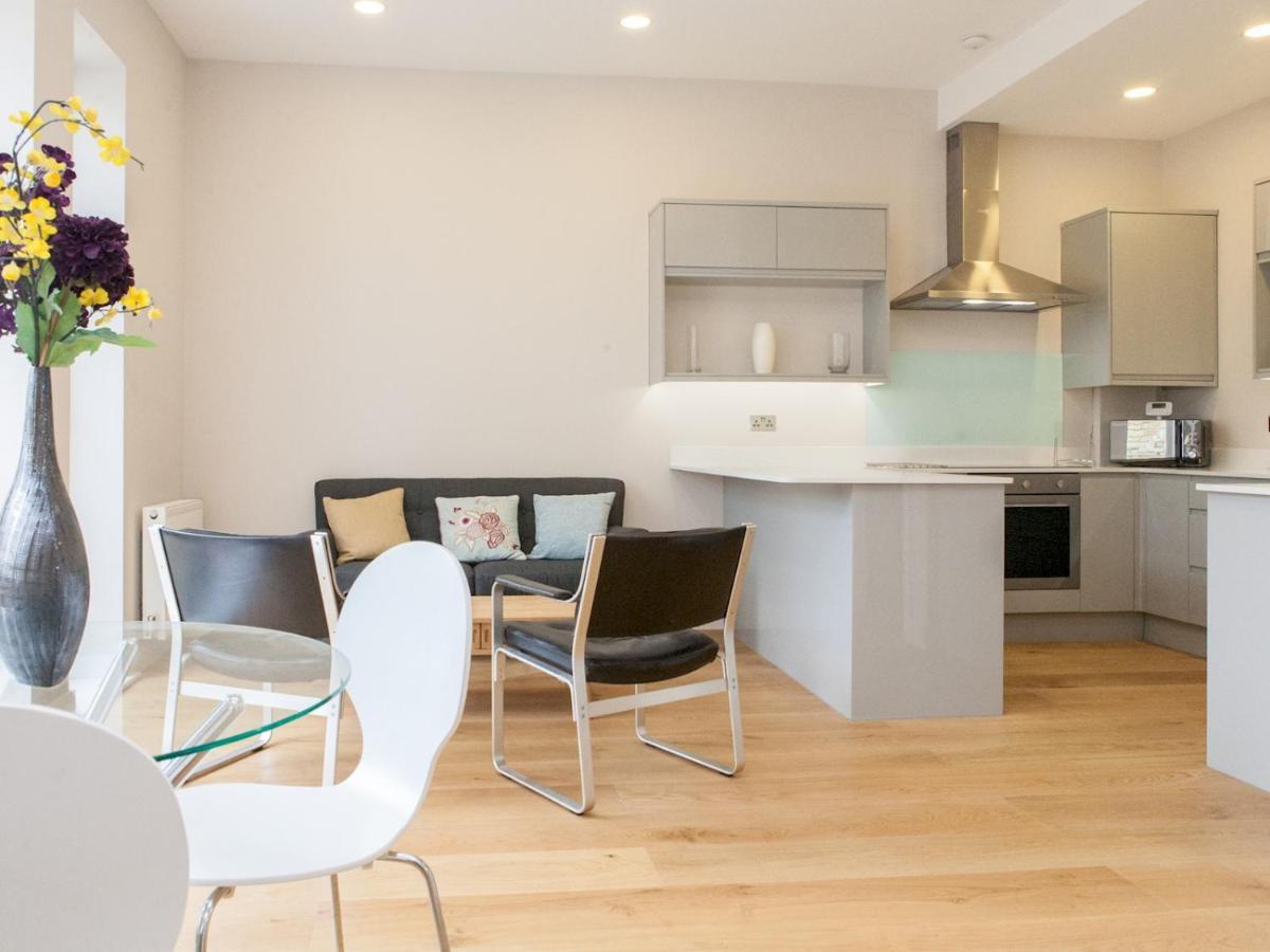 Pass The Keys - Spacious Flat With Private Sun Terrace In South East London Exterior photo