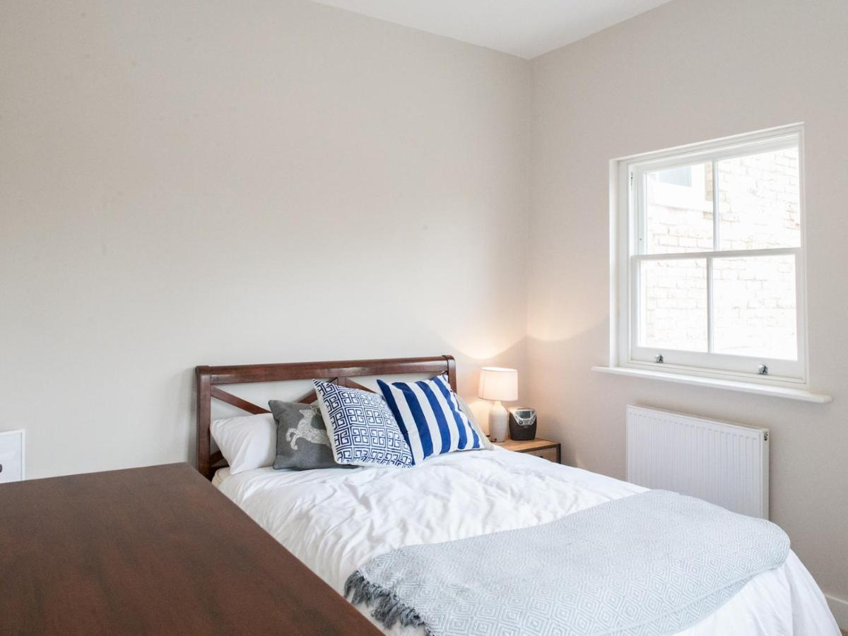 Pass The Keys - Spacious Flat With Private Sun Terrace In South East London Exterior photo